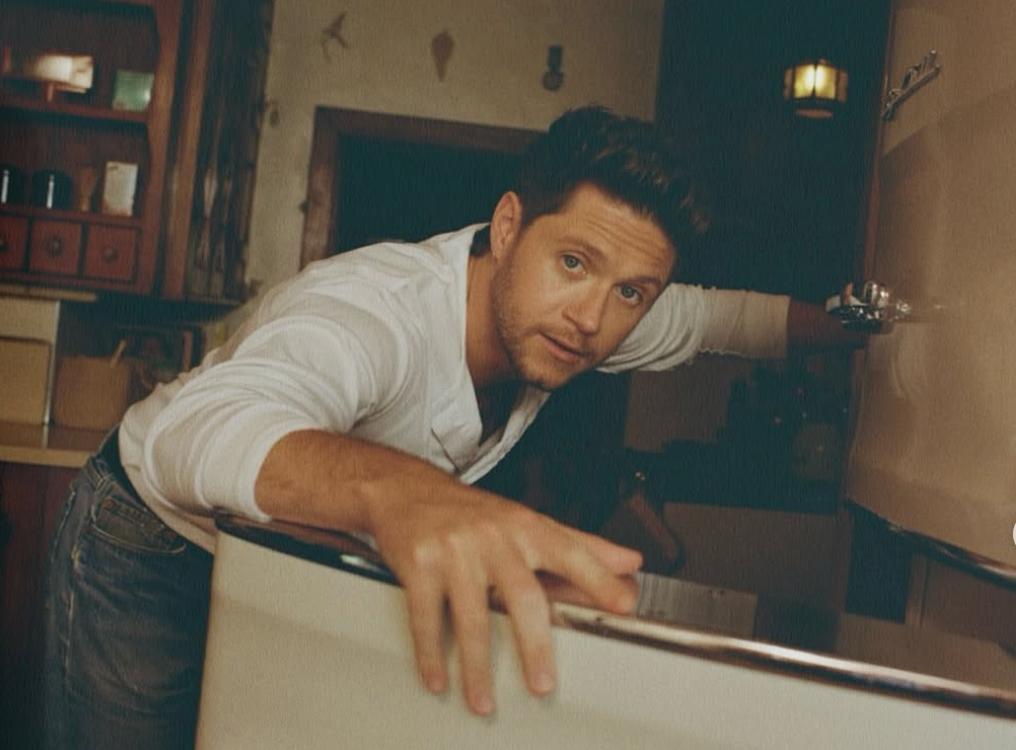 Niall Horan Announces 2026 UK and European Dinner Party Tour