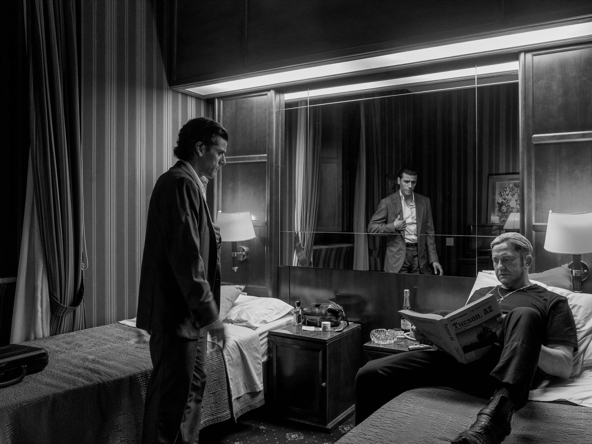 In the Hand of Dante Trailer: Oscar Isaac Leads Netflix’s Star-Studded Historical Epic