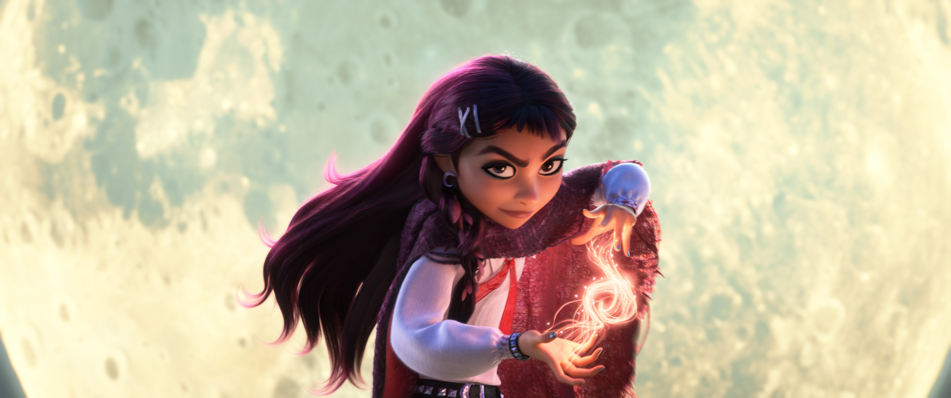 Disney’s Hexed Trailer Sends Hailee Steinfeld Into a Hidden World of Magic